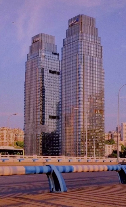 center_image